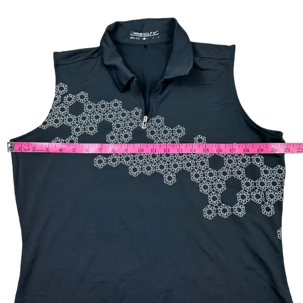 NIKE: Black Sleeveless Golf Geometric Athletic Top -Size Large